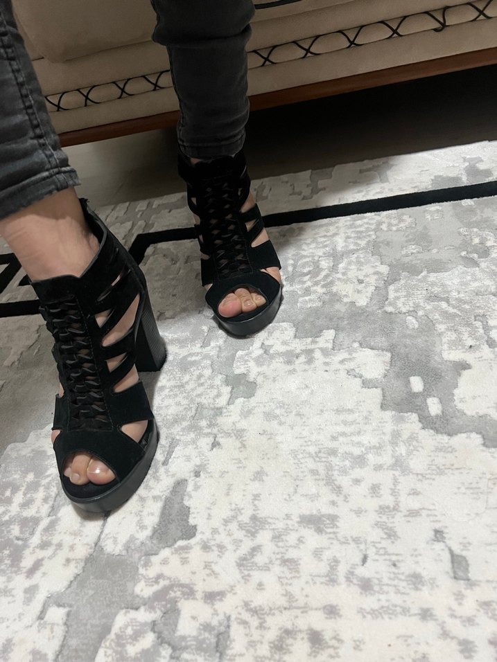 Siyah Bağcıklı Gotik Platform Topuklu Ayakkabı - Görsel 3