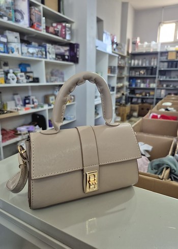 Klasik Bej Deri Kadın Çanta - Görsel 2