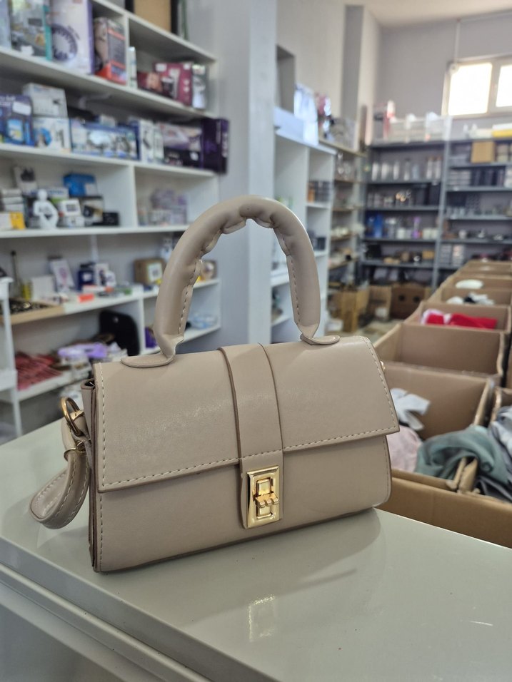 Klasik Bej Deri Kadın Çanta - Görsel 2