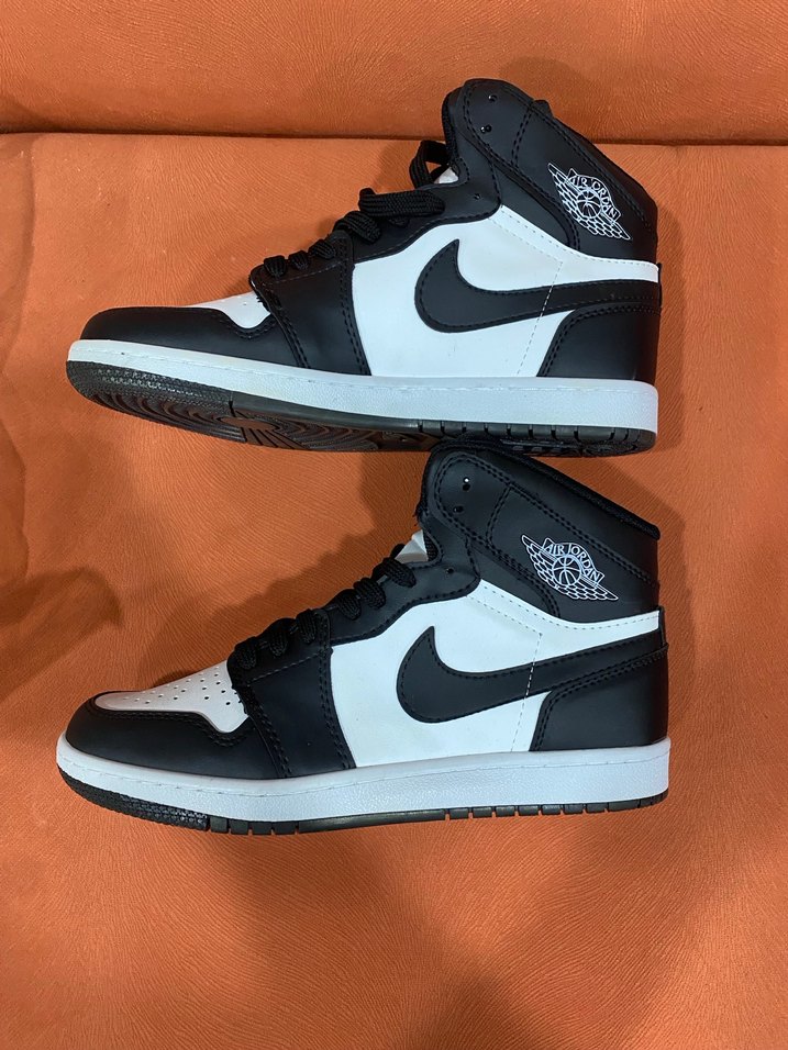 Jordan High Siyah/Beyaz - Görsel 3