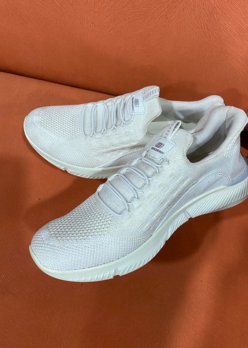 Skechers 41