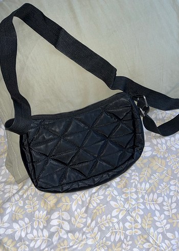 Siyah Kemer Detaylı Kadın Çanta - Görsel 2