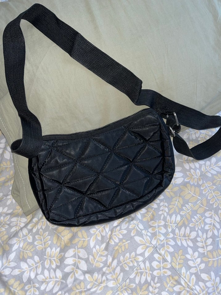 Siyah Kemer Detaylı Kadın Çanta - Görsel 2