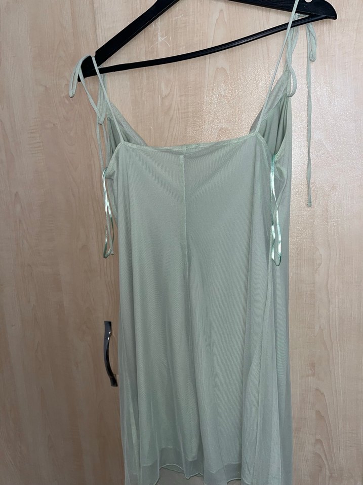 Drapeli Askılı Yeşil Kısa Elbise - Görsel 2