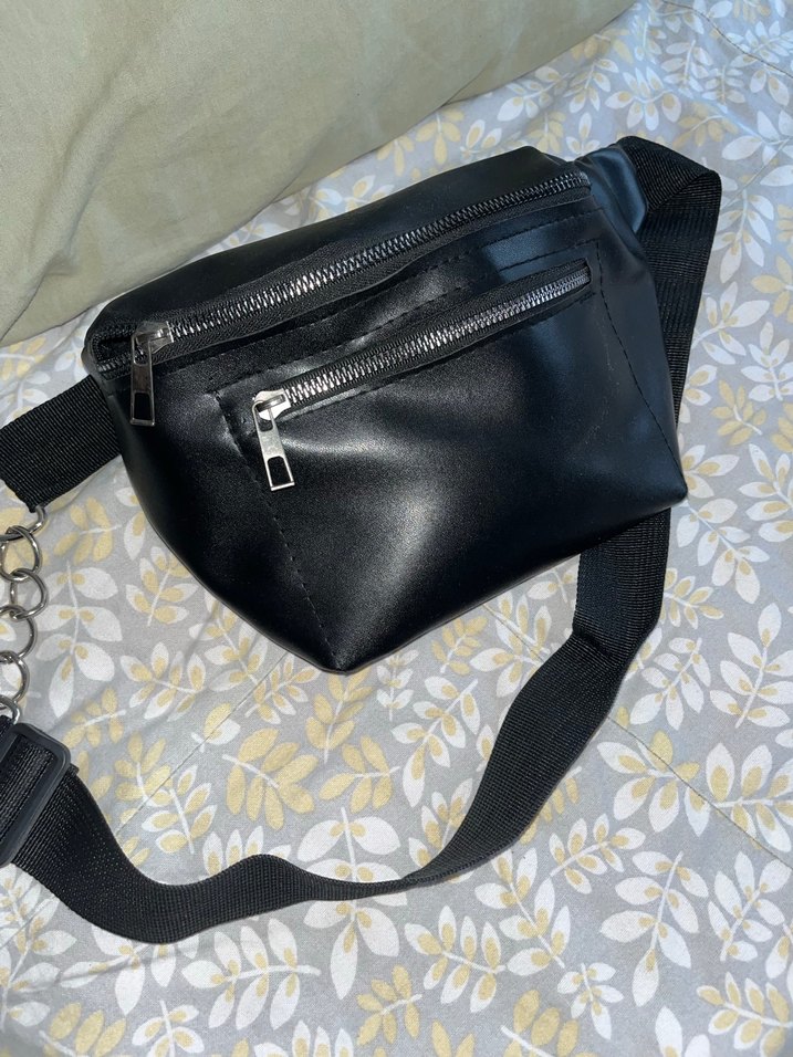 Siyah Deri Bel Çantası - Görsel 2