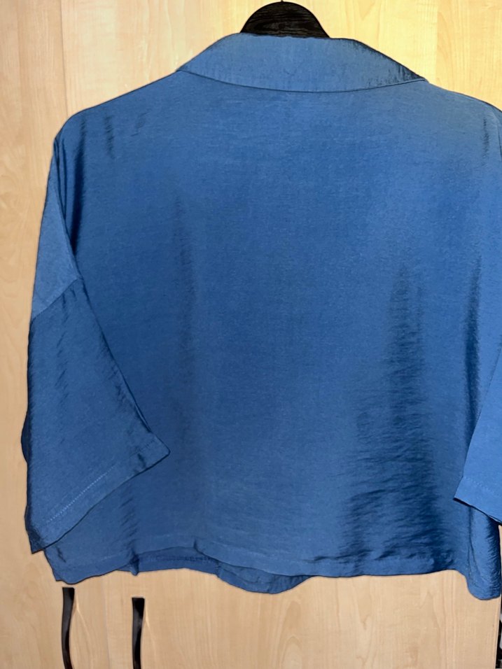 Düğmeli Mavi  Kadın Gömlek - Görsel 2