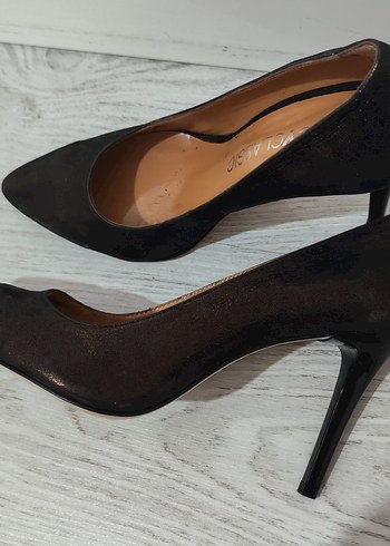 KAHVERENGİ TOPUKLU AYAKKABI - Görsel 4