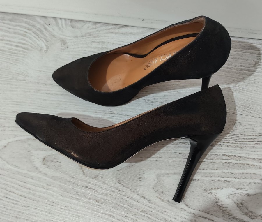 KAHVERENGİ TOPUKLU AYAKKABI - Görsel 4