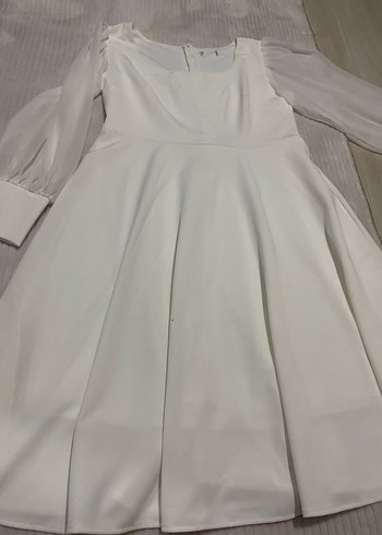 Beyaz Kadın Midi Boy Piliseli Elbise - Görsel 5