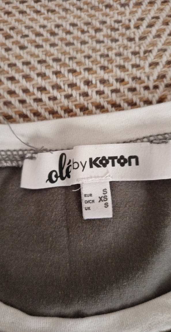 Gri Baskılı Kısa Kollu kadınTişörtü - Görsel 4