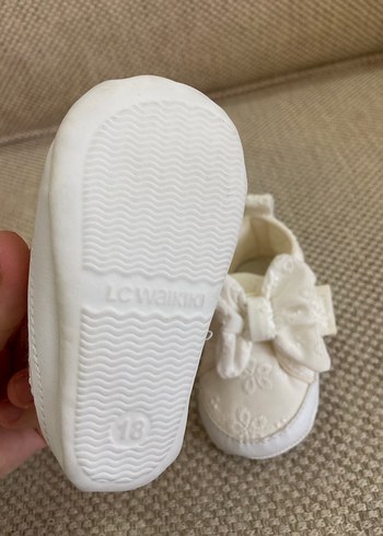 LCW Beyaz Kız Bebek İlk Adım Ayakkabısı - Görsel 3