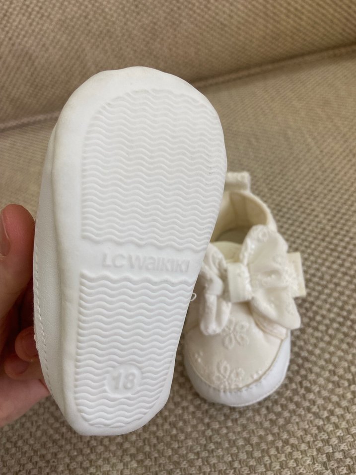 LCW Beyaz Kız Bebek İlk Adım Ayakkabısı - Görsel 3