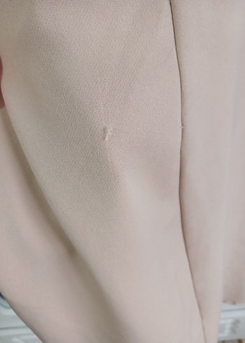 Bej V Yakalı Düğmeli Uzun Elbise - Görsel 3