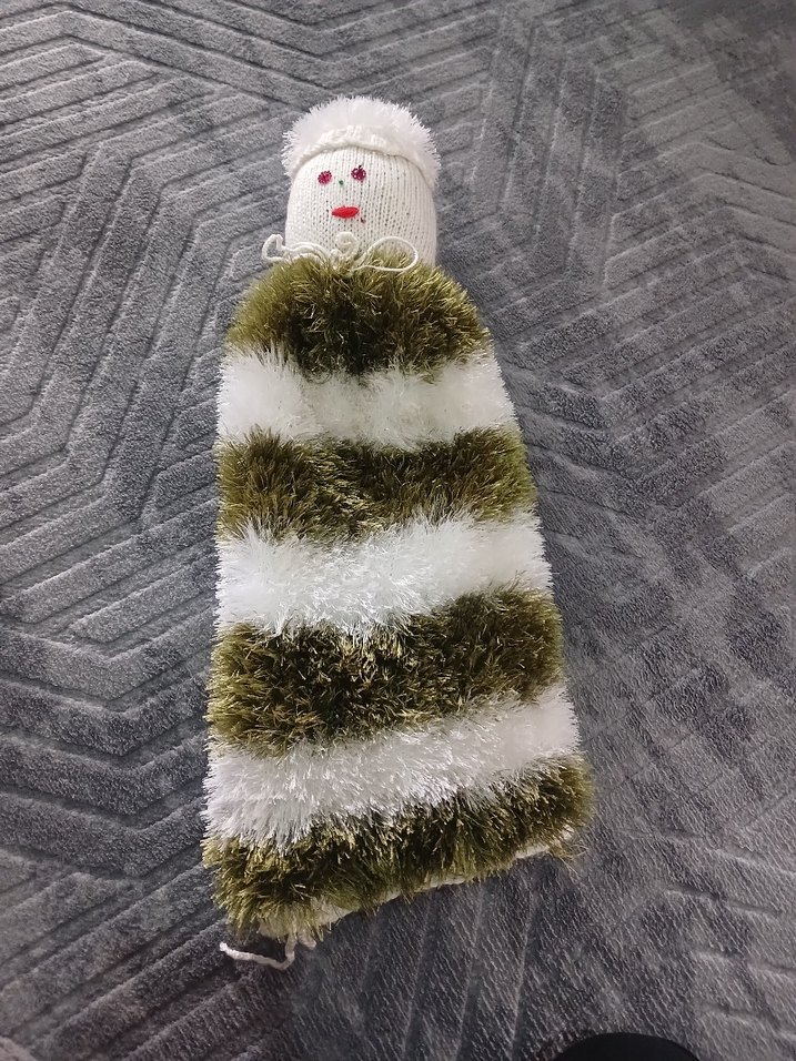 Gri ve Beyaz Çizgili Peluş el yapımı poşetlik - Görsel 2