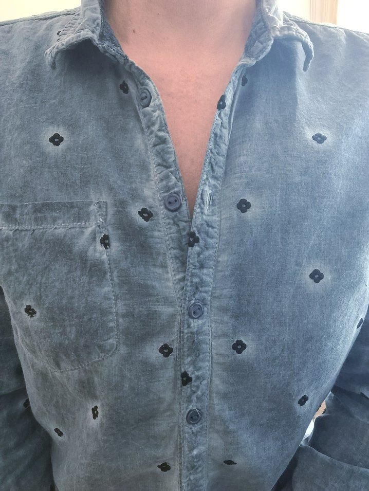 Mavi Yıkamalı Nakışlı Kadın Denim Görünümlü Gömlek - Görsel 2