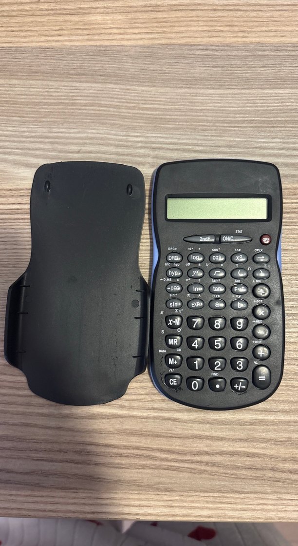 Siyah Hesap Makinesi - Görsel 2