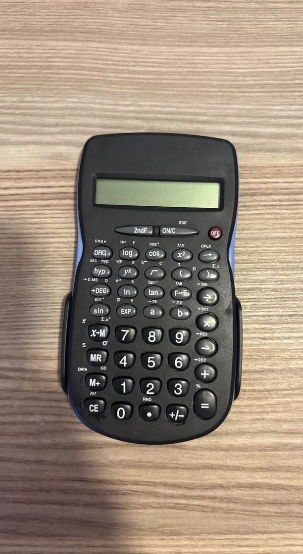 Siyah Hesap Makinesi - Görsel 3