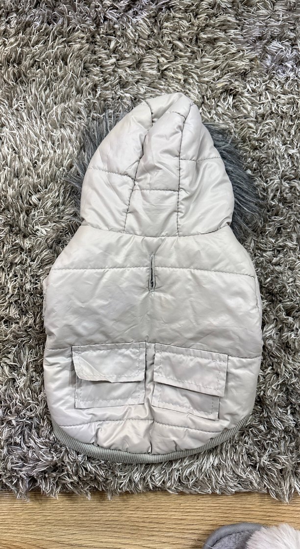 Gri Kürklü Sokak Stili Köpek Kıyafeti - Görsel 2