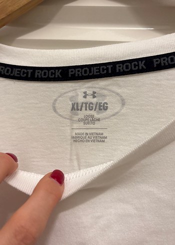 Beyaz Baskılı Rock Punk Tişört under arman - Görsel 2