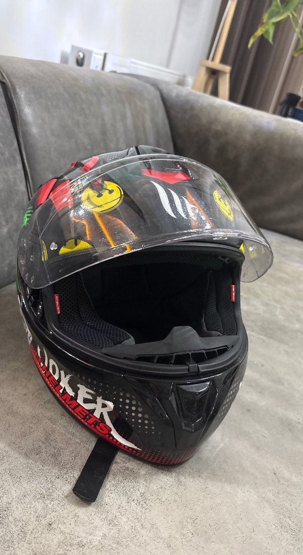 Renkli Baskılı Siyah Biker Kask - Görsel 2