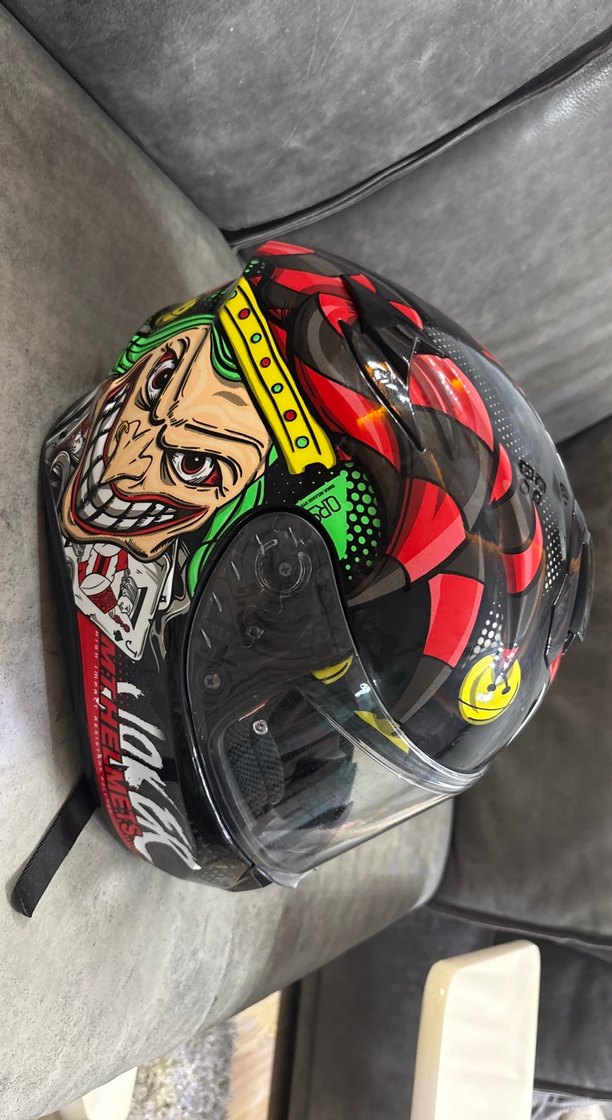 Renkli Baskılı Siyah Biker Kask - Görsel 3