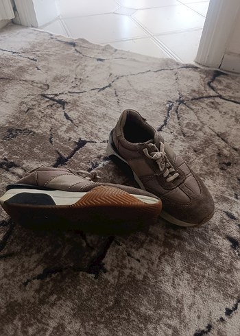 spor ayakkabı - Görsel 3