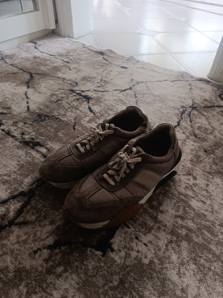 spor ayakkabı - Görsel 2