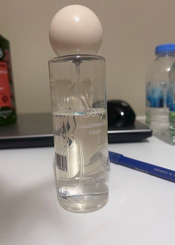 Penti vücüt spreyi Sandal Ağacı ve Menekşe Kokulu Kadın Parfümü - Görsel 3