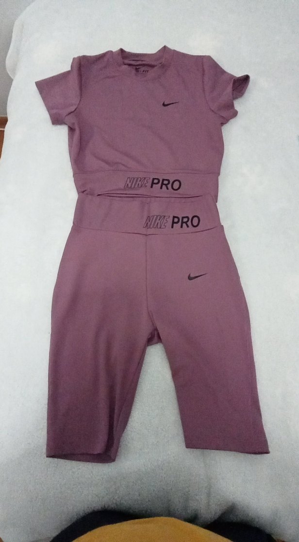 Pembe Mini Tayt ve  Spor Tişörtü - Görsel 2