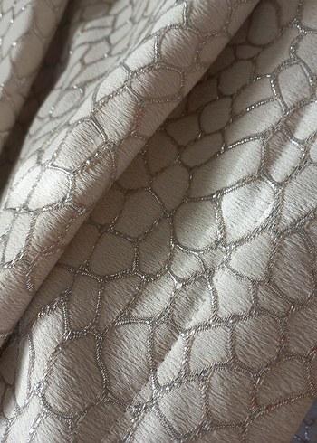 Parlak Bej Yılan Desenli Modern Perde 4 adet - Görsel 5