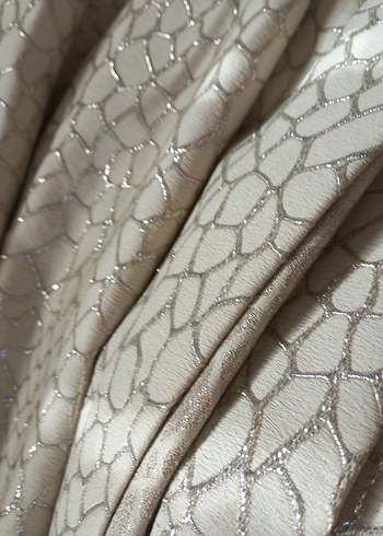 Parlak Bej Yılan Desenli Modern Perde 4 adet - Görsel 6