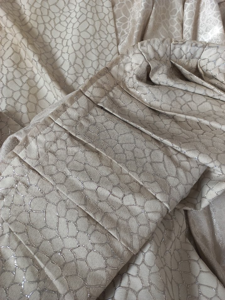 Parlak Bej Yılan Desenli Modern Perde 4 adet - Görsel 3