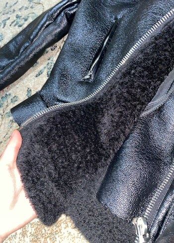 Siyah Kürklü Deri Biker Ceket - Görsel 3