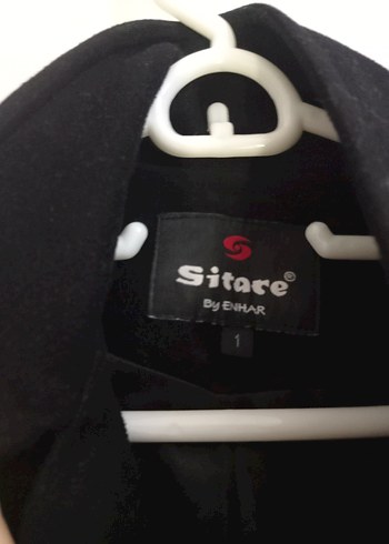 Düğmeli Siyah Kaban - Görsel 3