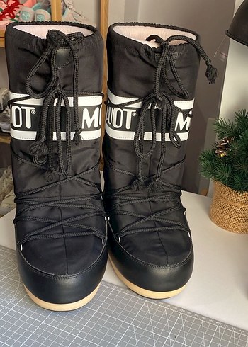 Moon Boot  ürünü