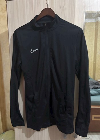 Nike s