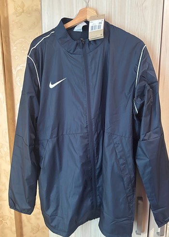 Orjinal etiketli nike
Erkek Siyah Spor Rüzgarlık - Görsel 2
