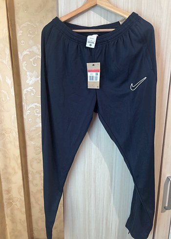 Nike xl