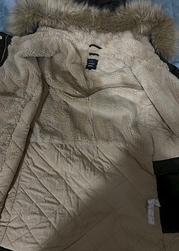 Zara Kürklü Kapüşonlu Mont - Görsel 3