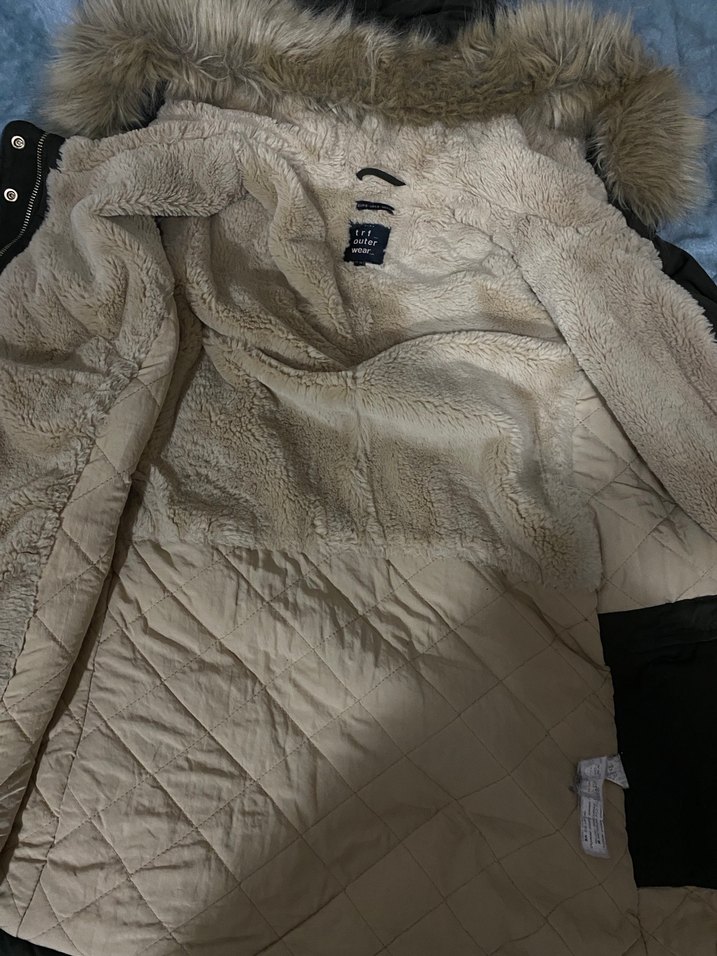 Zara Kürklü Kapüşonlu Mont - Görsel 3