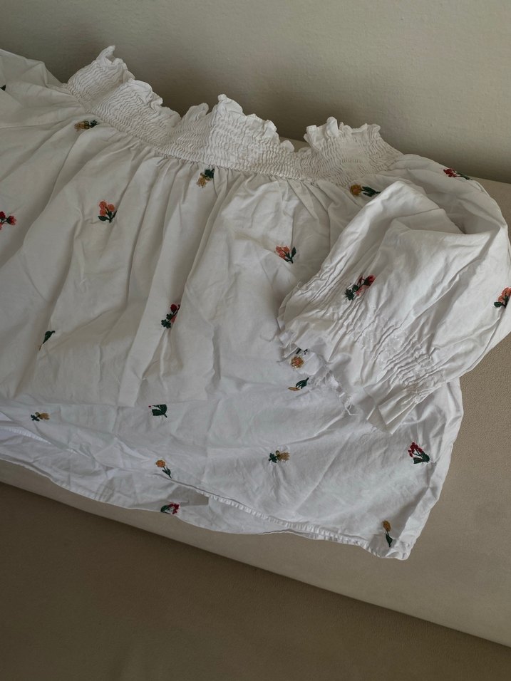 Zara Nakış Detaylı Beyaz Bohem Bluz - Görsel 3