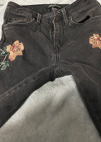 Mavi Jeans Nakışlı Füme Kadın Kot Pantolon - Görsel 3