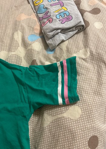 Kız Çocuk Yeşil Baskılı kısa Kollu Tişört - Görsel 2