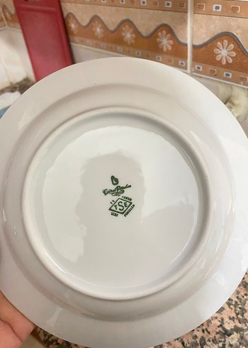 Beyaz ve Pastel Çiçek Desenli Tabak Seti - Görsel 2