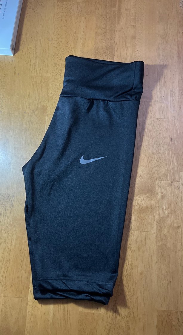 Siyah Elastik Belli Hamile Midi Şort - Görsel 3