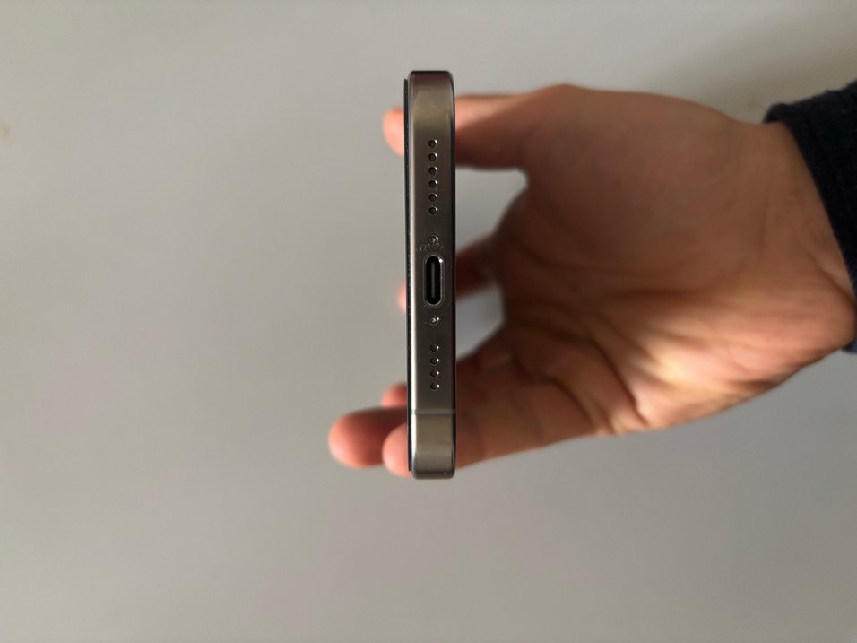 İphone 16 Pro Max 265 Gb Natural Titanium - Görsel 3