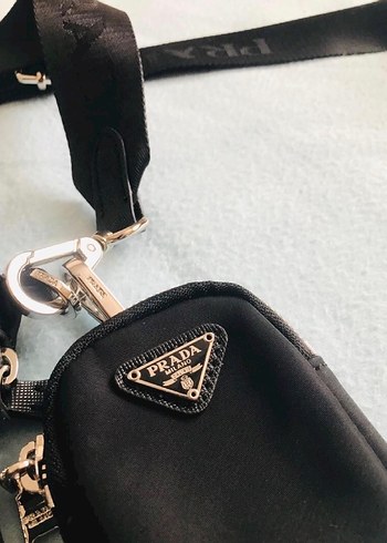 Prada Siyah Deri Fermuarlı Kadın Çanta - Görsel 10