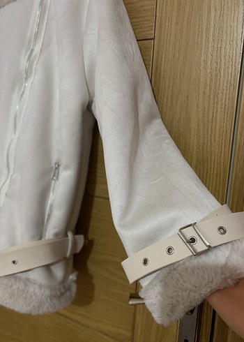 Suni Kürklü Bej Süet Ceket - Görsel 2