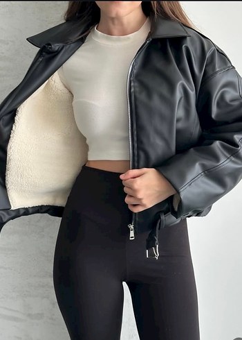 Siyah Kemerli Kısa Deri Kadın Ceket - Görsel 5