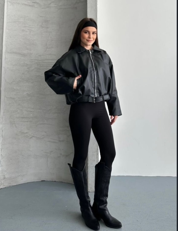 Siyah Kemerli Kısa Deri Kadın Ceket - Görsel 2